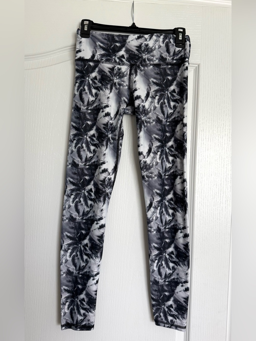 Noli Black & White Palm-Print Kids Leggings